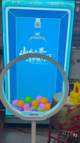 手势抓娃娃展示