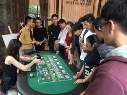 小丑气球派送